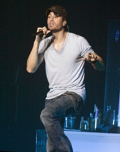 Enrique+Iglesias+Enrique+Iglesias+Performing+q4keVH2BaCxl