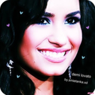 24123238_APNLGNZWZ - demi tare demi cool Demi Lovato