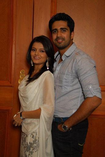 Avinash-Sachdev-and-Rubina-Dilaik-wholl-be-portraying-the-character-of-Dev-and-Radhika-in-Zee-YVs-Ch