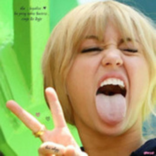 'Hiiiiii! - miley cyrus in ipostaze haioase