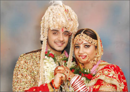 Angad Hasija & Pari - Alekh-Casatorit in viata reala cu Pari