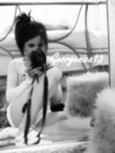 Selena Gomez - Concurs 4