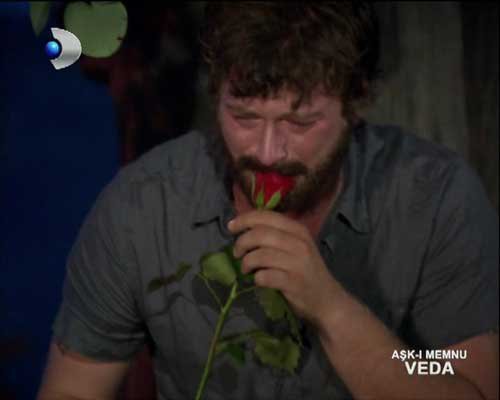 36224_402973021812_295314926812_4954945_4521021_n - Ask-I Memnu final episode