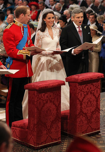 Kate+Middleton+Royal+Wedding+2+ALe58qIAYFol - poze de la nunta regala