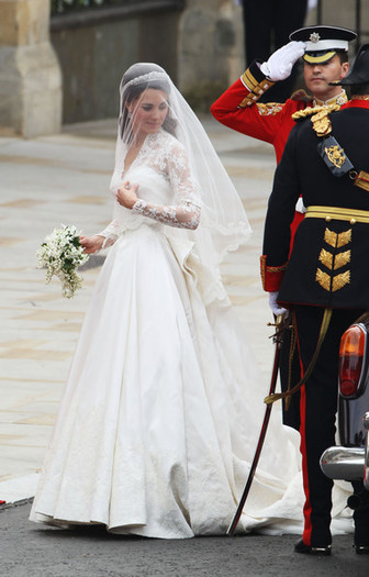 Kate+Middleton+Guests+Arrive+Royal+Wedding+-2cZ3zG0vj1l