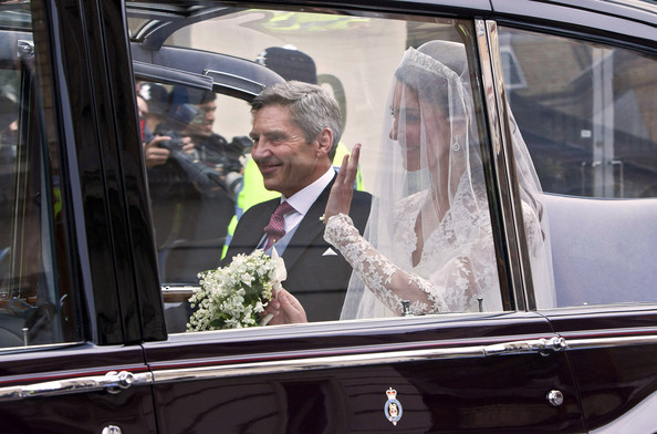 Kate+Middleton+Guests+Arrive+Royal+Wedding+BJaQEw0K_xTl - poze de la nunta regala
