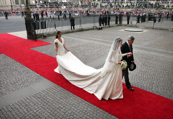 Kate+Middleton+Guests+Arrive+Royal+Wedding+hdFmxRqQR-rl