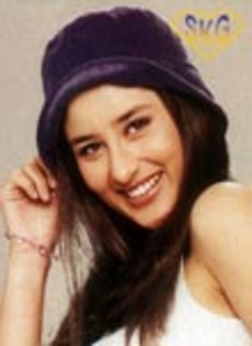 kareena04t[1] - Kareena Kapoor