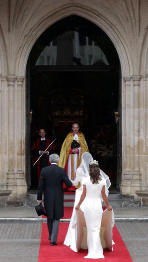 Kate+Middleton+Guests+Arrive+Royal+Wedding+O04b7gOf56wl