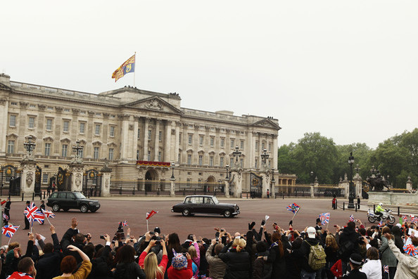 Kate+Middleton+Guests+Arrive+Royal+Wedding+QviL2MN6rKel