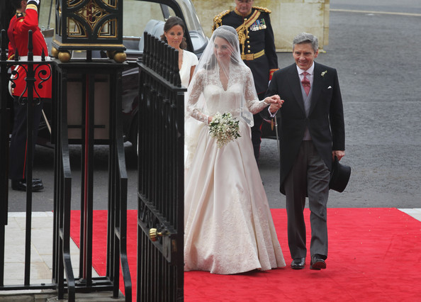 Kate+Middleton+Guests+Arrive+Royal+Wedding+W-Vvws11bUOl