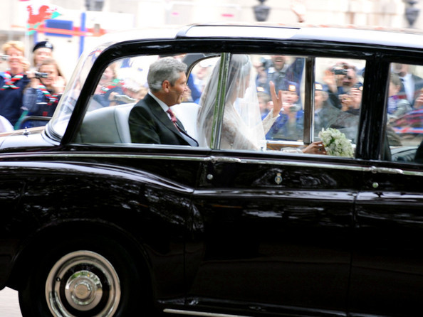 Kate+Middleton+Queen+Elizabeth+II+Arrives+7evR1iN4Nd-l