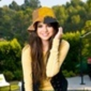 selena-gomez-774822l-thumbnail_gallery