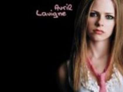 XAQKQMJDHPGXXPUVNOY - Avril Lavigne