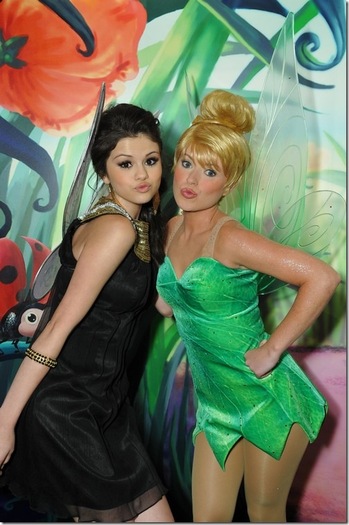 selena-gomez-tinker-bell-01-thumb