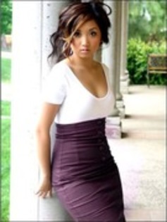 MHWJZCWKXMIIOSCHLGT - Brenda Song