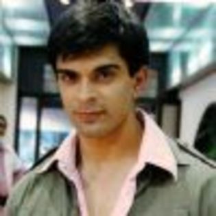 33086-dr-armaan-mallik[1] - Karan Singh Grover sau Armaan