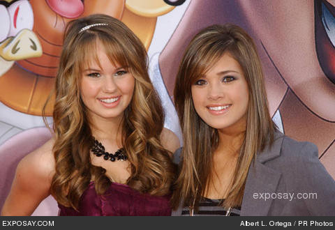 debby-ryan-and-nicole-anderson-princess-frog-KwIP3h; deby nicole
