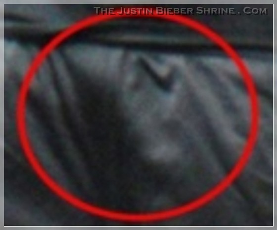 justinbieberbulge2011-03 justinbieberbulge2011-03