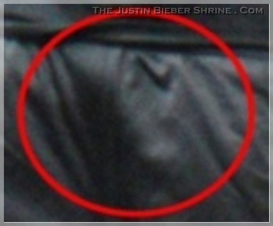 justinbieberbulge2011-03 - Justin Bieber 000000