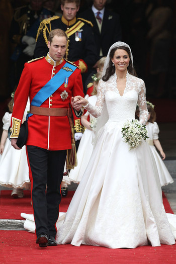 Royal+Wedding+Carriage+Procession+Buckingham+1x3uHX0rdhFl - poze de la nunta regala