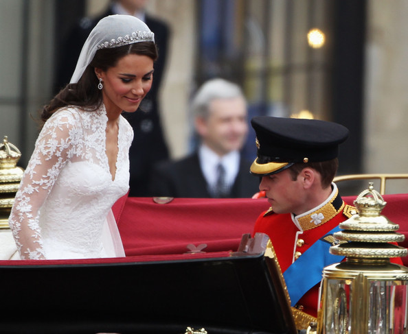 Royal+Wedding+Carriage+Procession+Buckingham+8lDq1-_fgywl