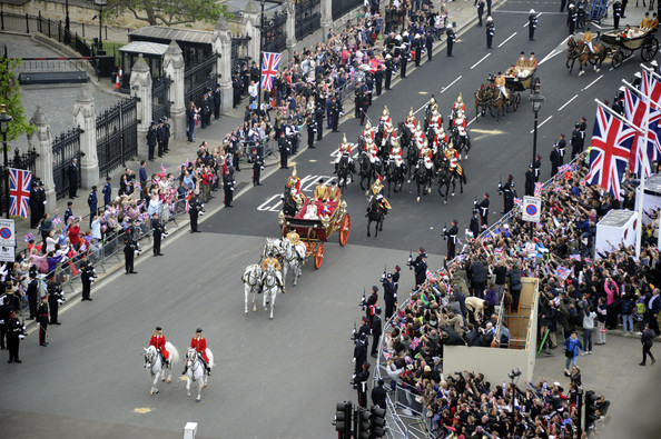 Royal+Wedding+Carriage+Procession+Buckingham+9g1RejOWhDKl