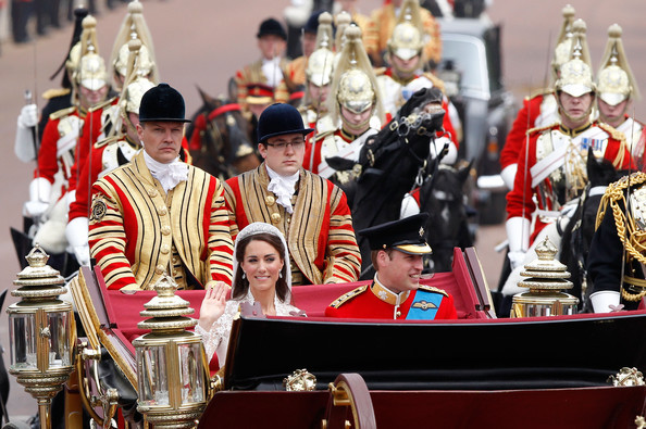Royal+Wedding+Carriage+Procession+Buckingham+EeaIhwSZZZyl - poze de la nunta regala