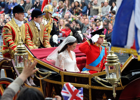 Royal+Wedding+Carriage+Procession+Buckingham+F79Tv6fc95cl