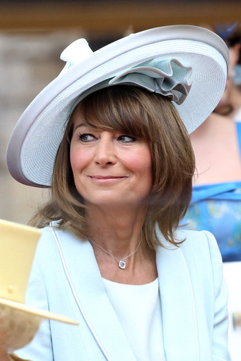 Royal+Wedding+Carriage+Procession+Buckingham+h2XQHa51aTql