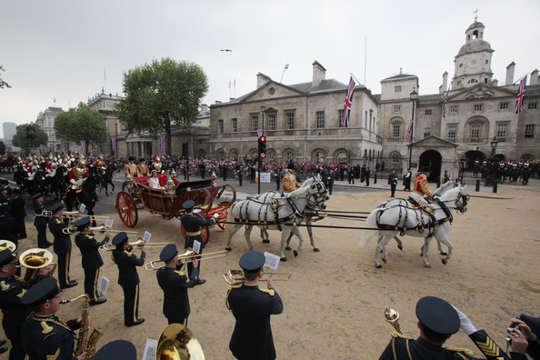 Royal+Wedding+Carriage+Procession+Buckingham+I2hLTC_yT67l - poze de la nunta regala
