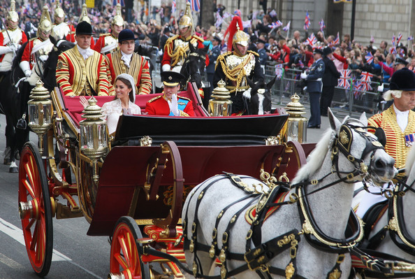 Royal+Wedding+Carriage+Procession+Buckingham+JyFoaocQmDnl - poze de la nunta regala
