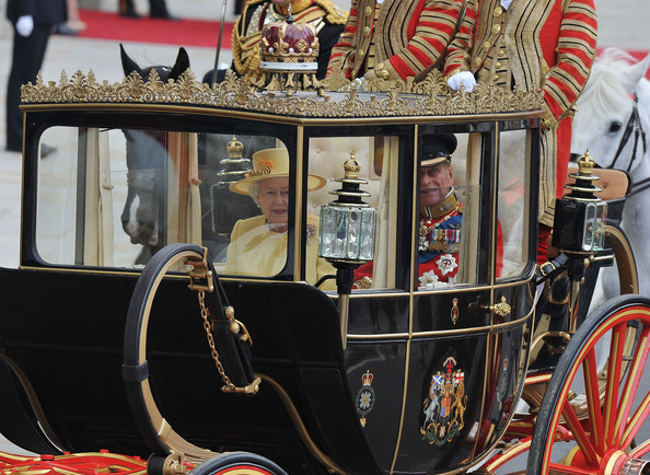 Royal+Wedding+Carriage+Procession+Buckingham+M2B6Bkx54USl - poze de la nunta regala