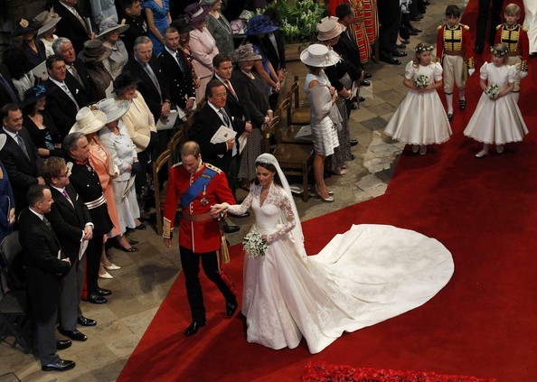 Royal+Wedding+Carriage+Procession+Buckingham+a79CDjknS2_l - poze de la nunta regala2