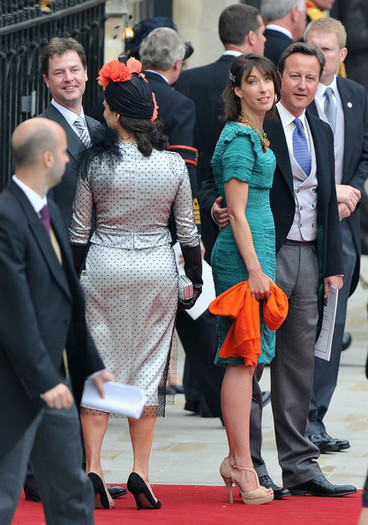 Royal+Wedding+Carriage+Procession+Buckingham+p2RO7zRHEHul