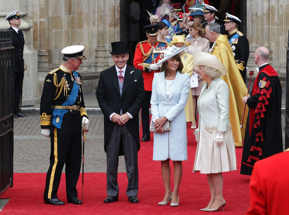 Royal+Wedding+Carriage+Procession+Buckingham+e1883UQE09Kl