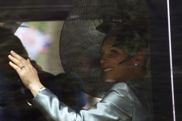 Royal+Wedding+Carriage+Procession+Buckingham+FdVV6_EG1EGl
