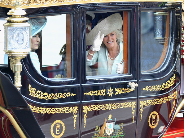 Royal+Wedding+Carriage+Procession+Buckingham+Pthuk32w7ccl