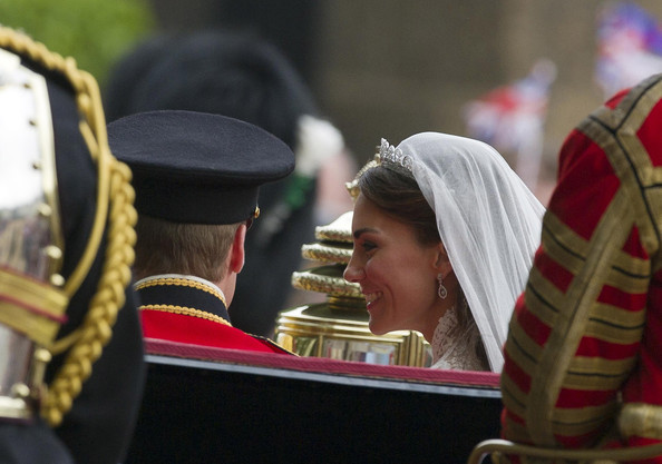 Royal+Wedding+Carriage+Procession+Buckingham+Ja1_S09cSE3l