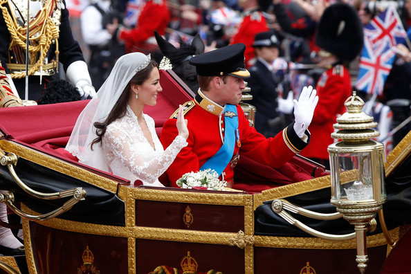Royal+Wedding+Carriage+Procession+Buckingham+s3sOggYfXqrl - poze de la nunta regala