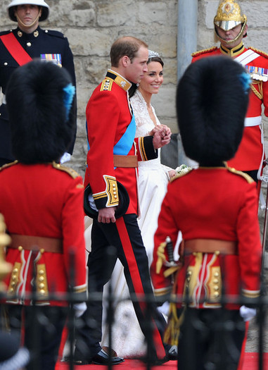 Royal+Wedding+Carriage+Procession+Buckingham+T8uVmwsipWvl - poze de la nunta regala