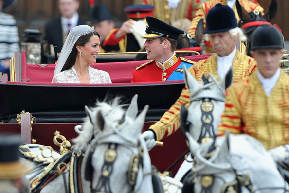 Royal+Wedding+Carriage+Procession+Buckingham+TC00y9L1Sojl - poze de la nunta regala