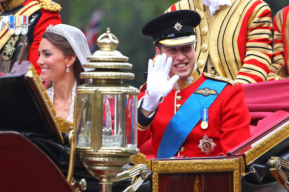 Royal+Wedding+Carriage+Procession+Buckingham+TQkTSvWel5Cl