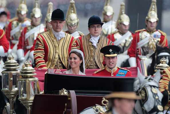 Royal+Wedding+Carriage+Procession+Buckingham+wHRHHxyRAe7l