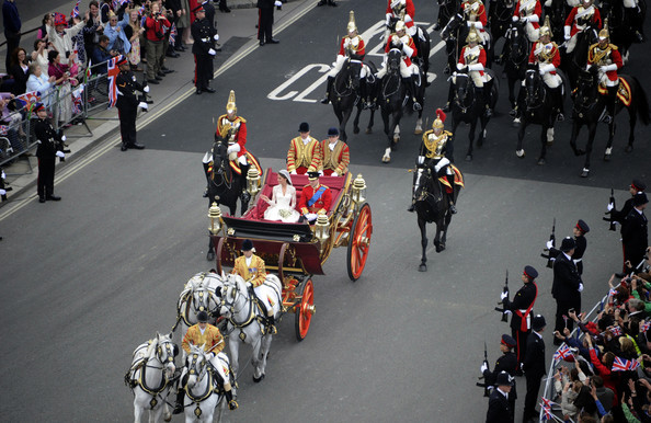 Royal+Wedding+Carriage+Procession+Buckingham+XbQj7iL2nV8l