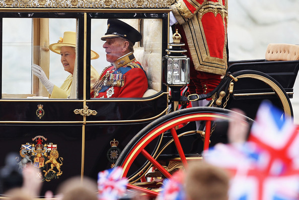 Royal+Wedding+Carriage+Procession+Buckingham+fBQ7GtMvy0Ul