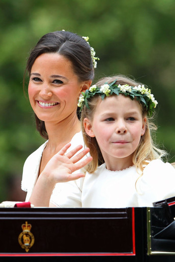 Royal+Wedding+Carriage+Procession+Buckingham+ztKUGjG-IGTl - poze de la nunta regala