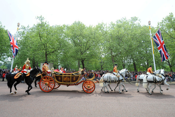 Royal+Wedding+Carriage+Procession+Buckingham+Ia30A2fkOHbl