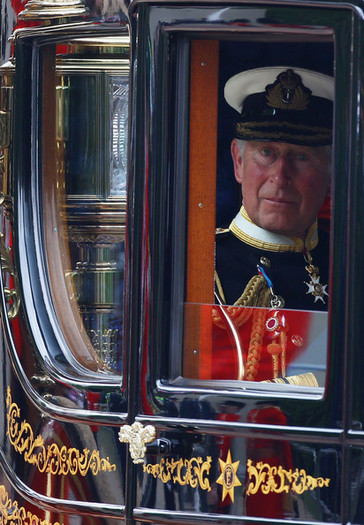 Royal+Wedding+Carriage+Procession+Buckingham+K_RvVmukdq4l