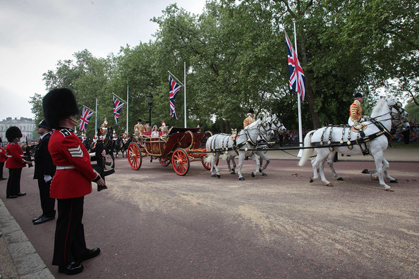 Royal+Wedding+Carriage+Procession+Buckingham+spI4MC3qX9Dl - poze de la nunta regala2